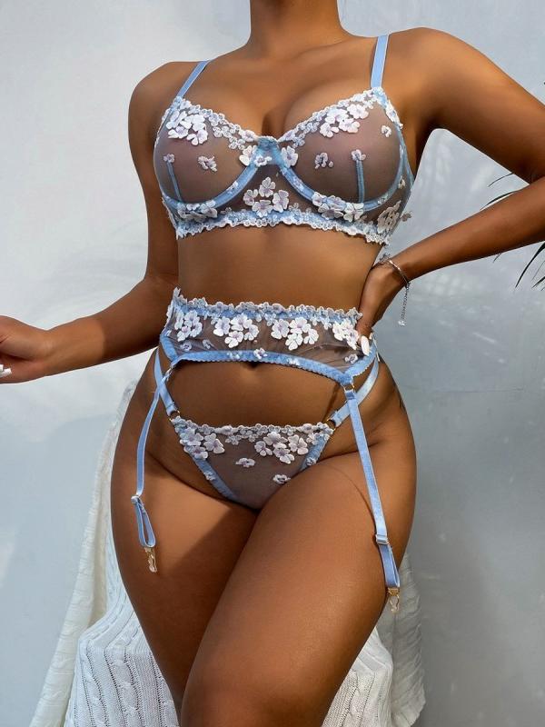 Floral Embroidery Three-piece Set