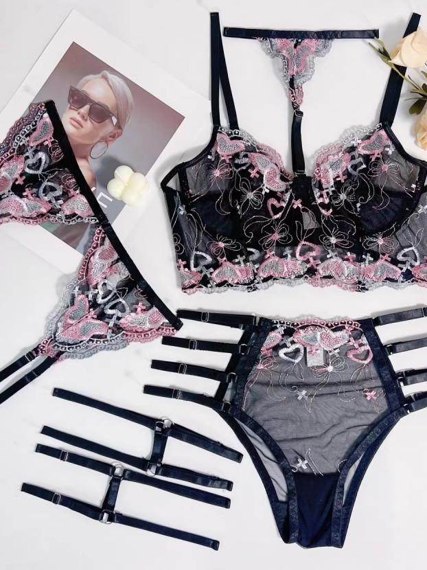 Lace Pattern Three Point See-Through Suspenders