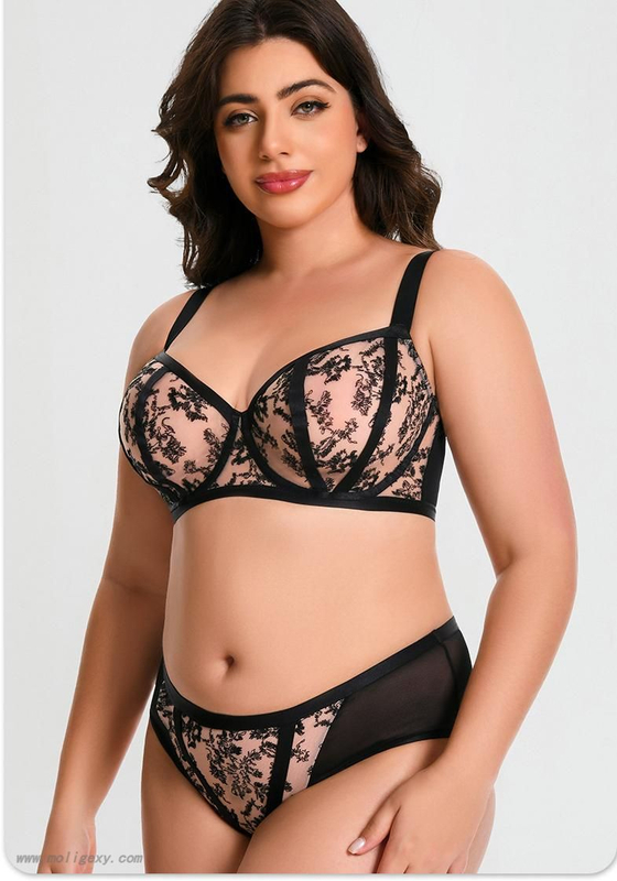 Big Tits Bra 