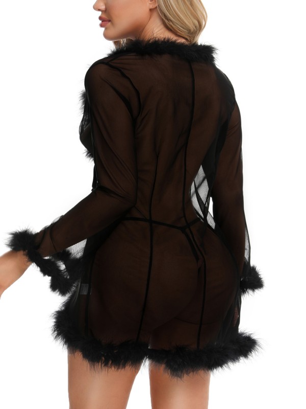 Plus-Size Sexy Fur-Trimmed Pajamas